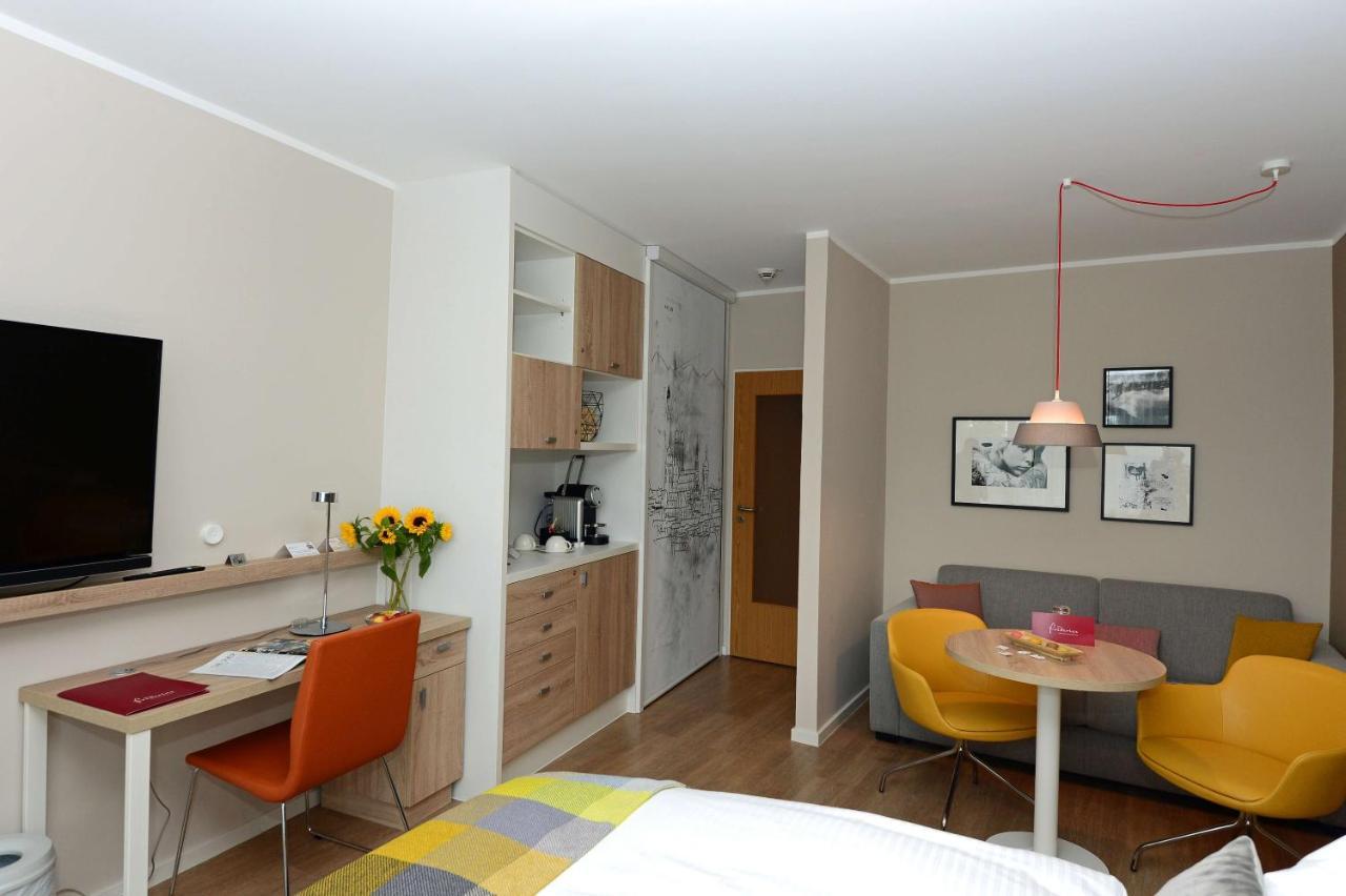 Frederics Muenchen City Schwabing Buitenkant foto