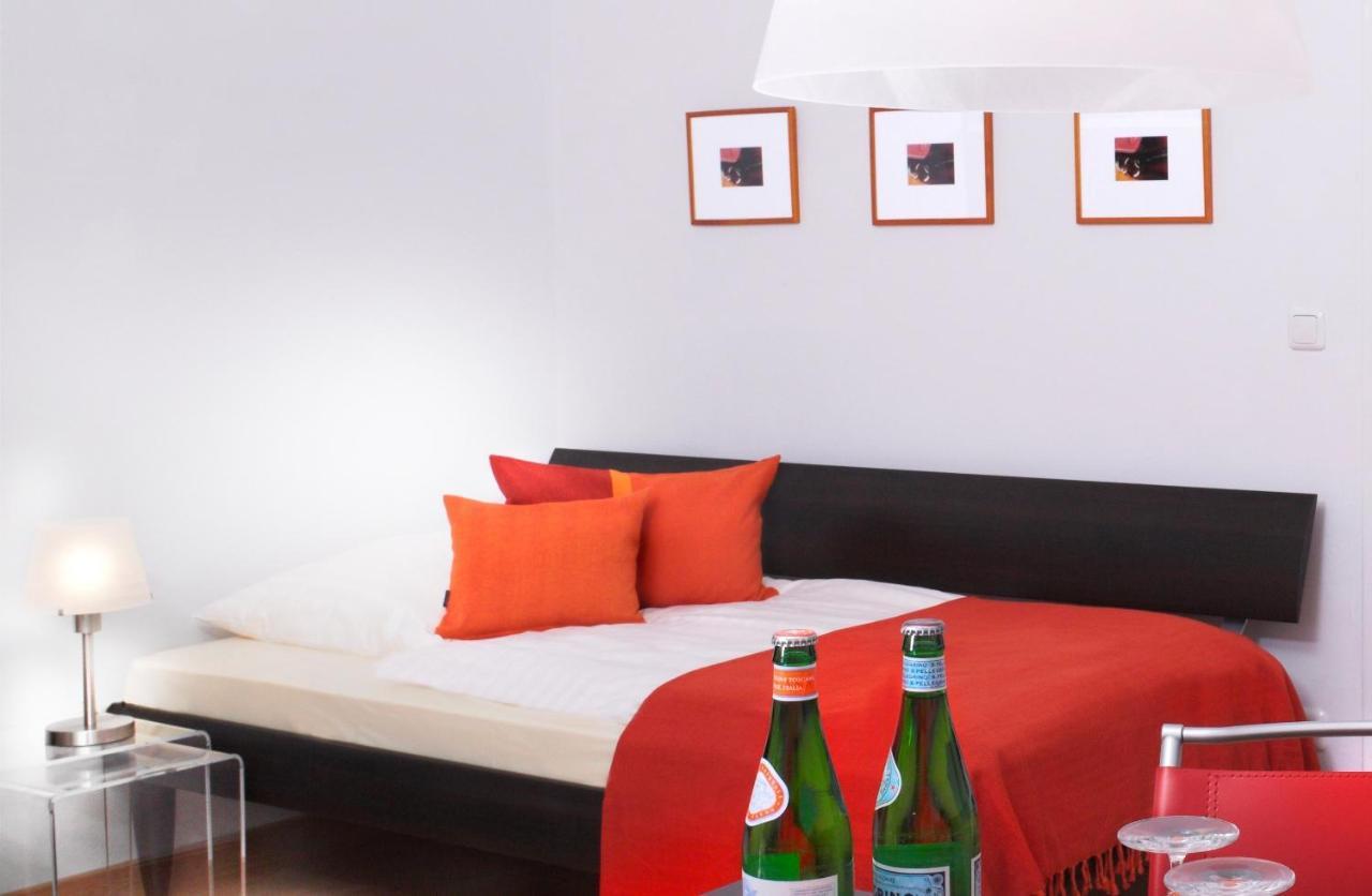 Frederics Muenchen City Schwabing Buitenkant foto