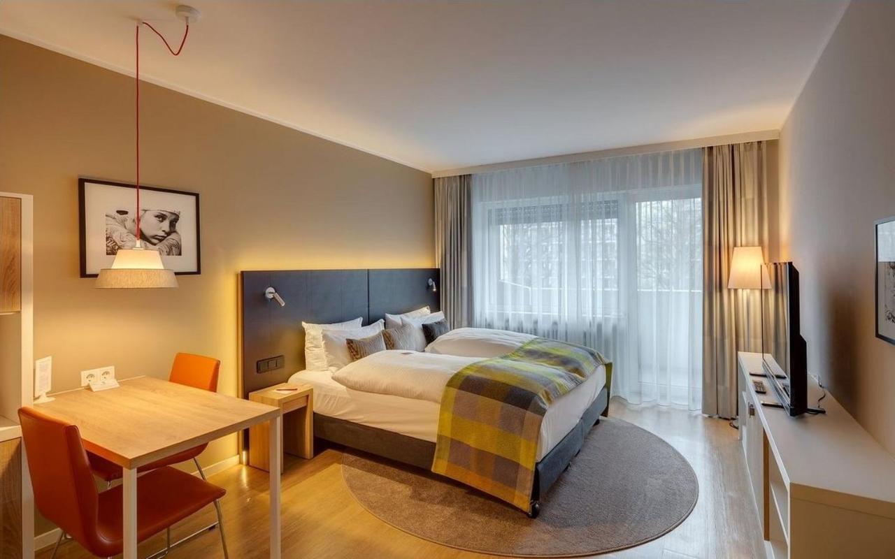 Frederics Muenchen City Schwabing Buitenkant foto